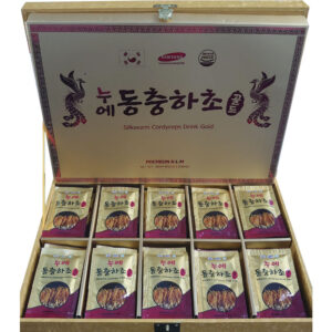 Nước đông trùng hạ thảo GOLD Pocheon KLM